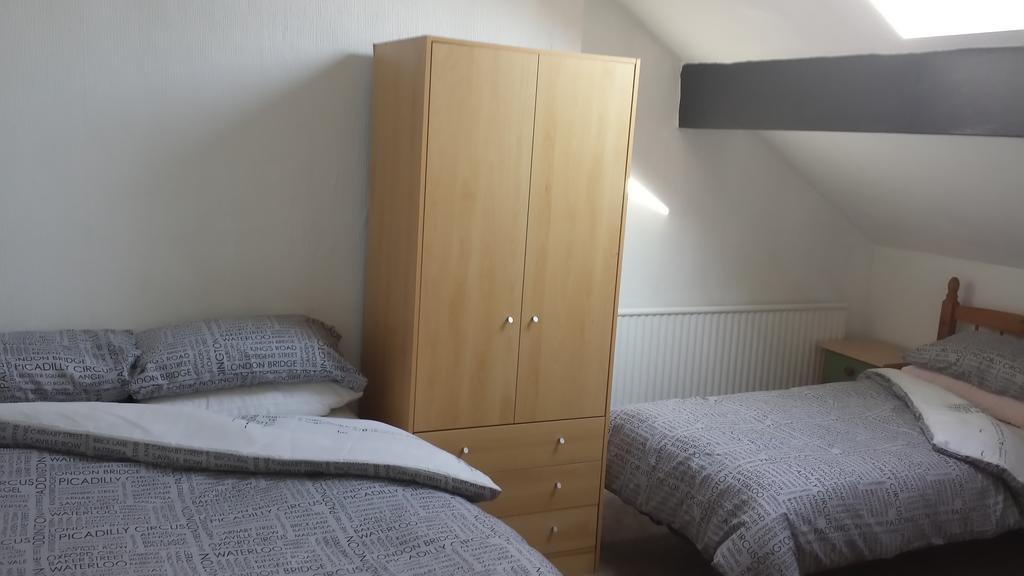 Airedale Hotel 2*